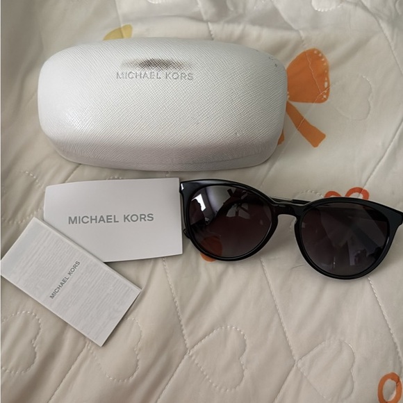 Michael Kors Glossy Black Cat-Eye Sunglasses - Picture 1 of 1